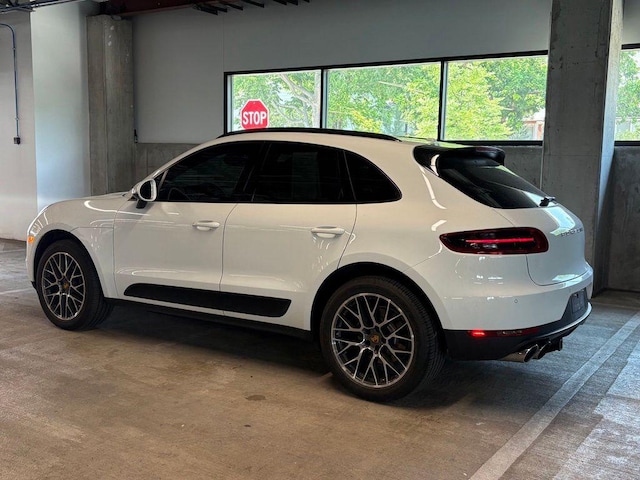 2018 Porsche Macan