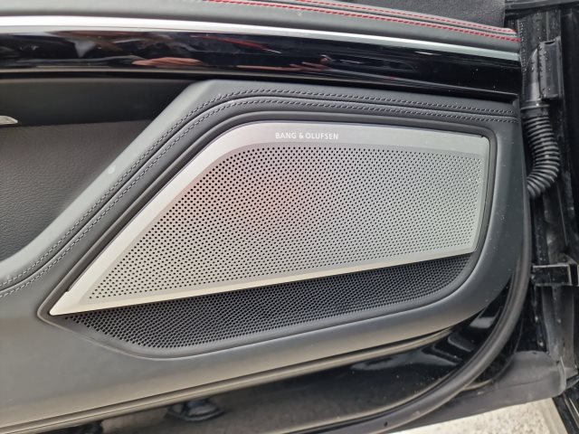 Image about Audi S8 TFSI quattro tiptronic