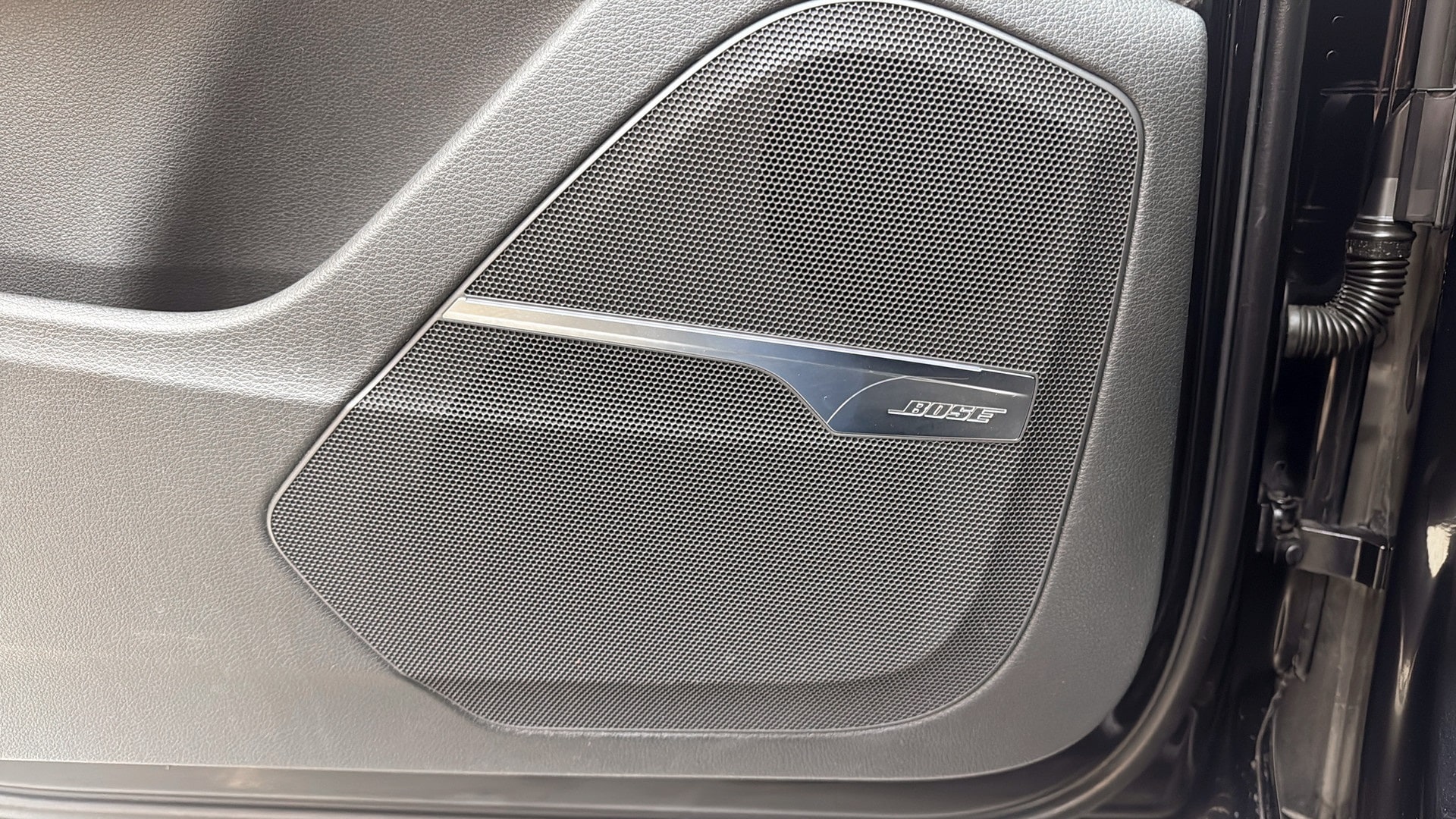 Bild som visar Audi Q7 TFSI e Q7 60 TFSI e quattro S line 456 hk tiptronic - för mer information kontakta din Audi Partner