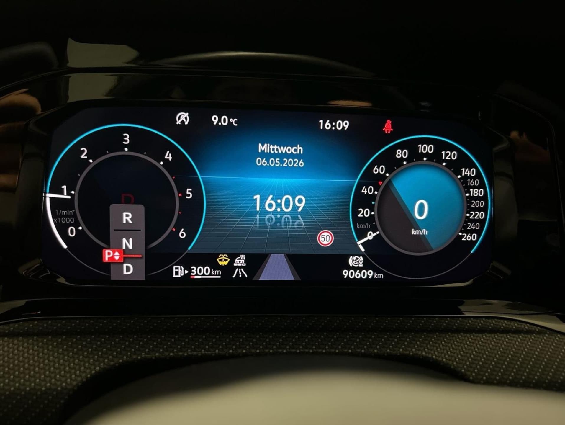 Volkswagen Golf Variant R-Line
