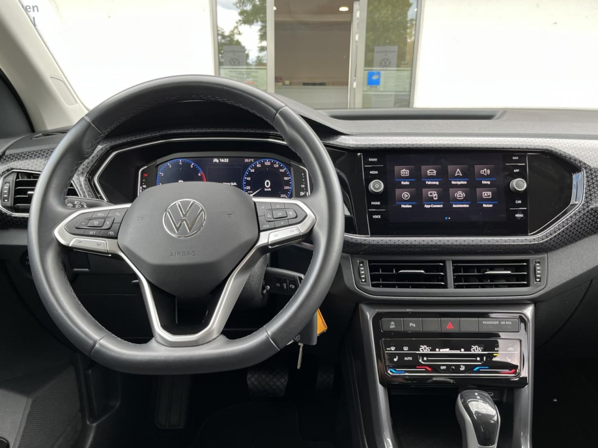 Volkswagen T-Cross Style