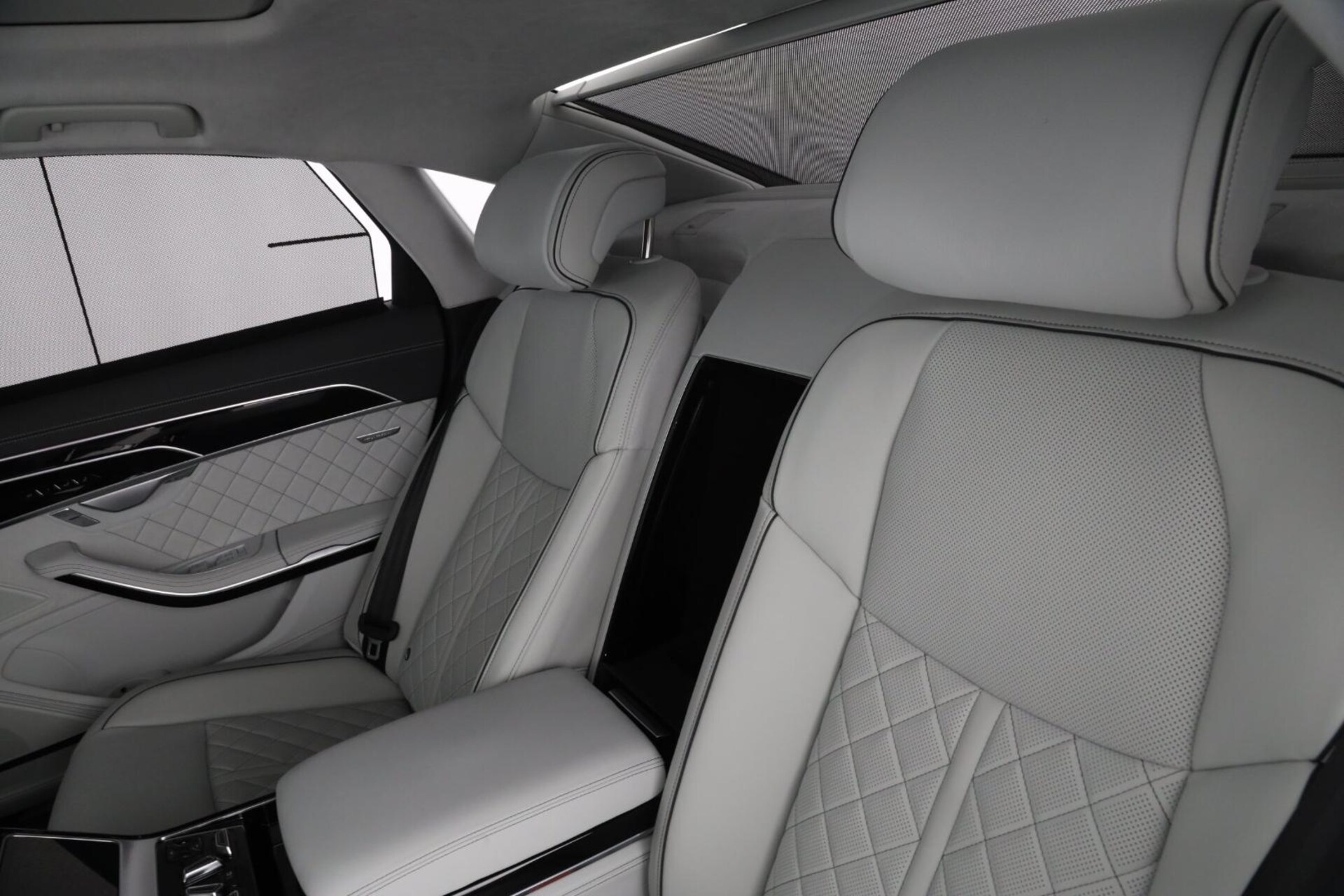 Audi A8 L TFSI e