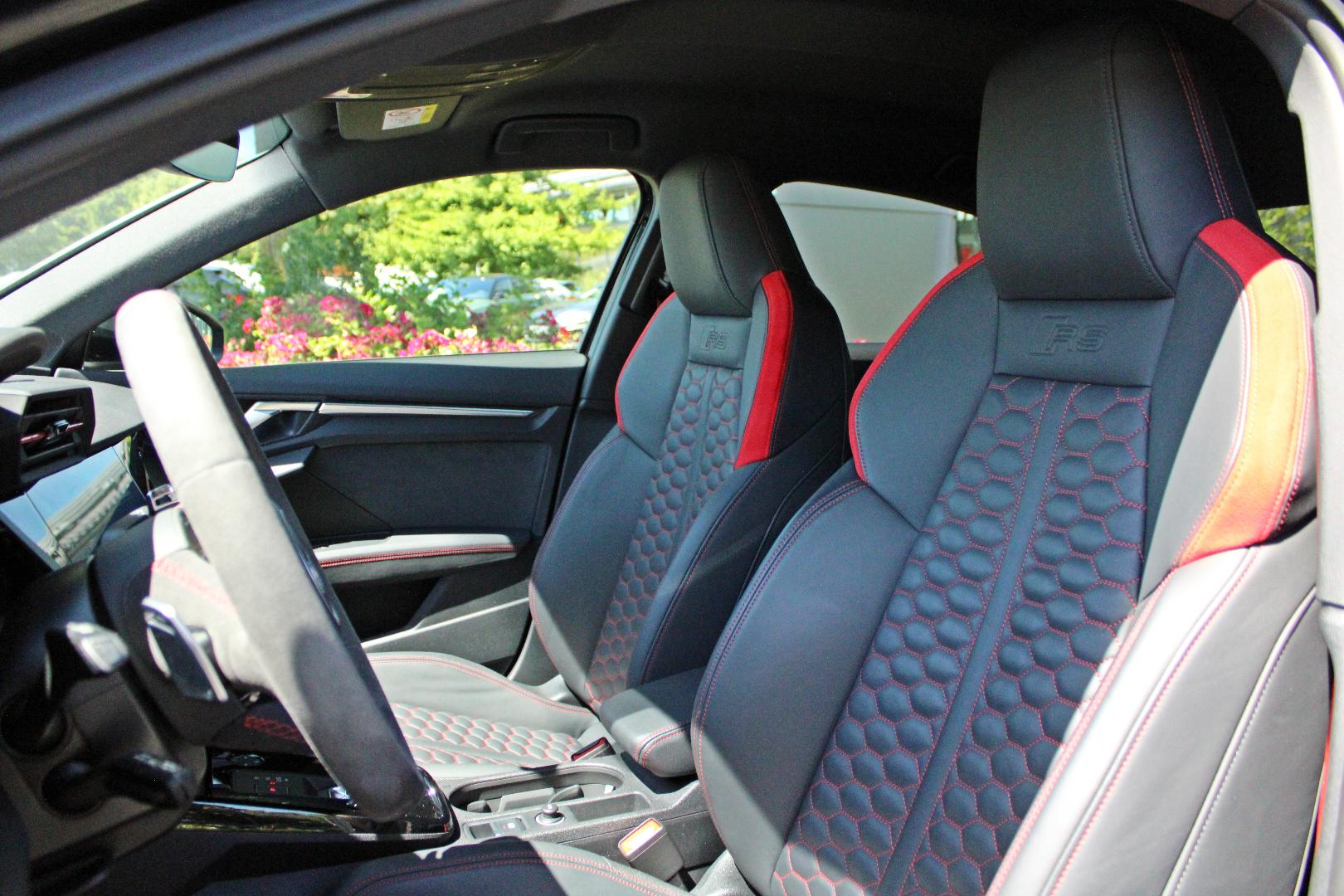 Image about Audi RS 3 Limousine TFSI quattro S tronic