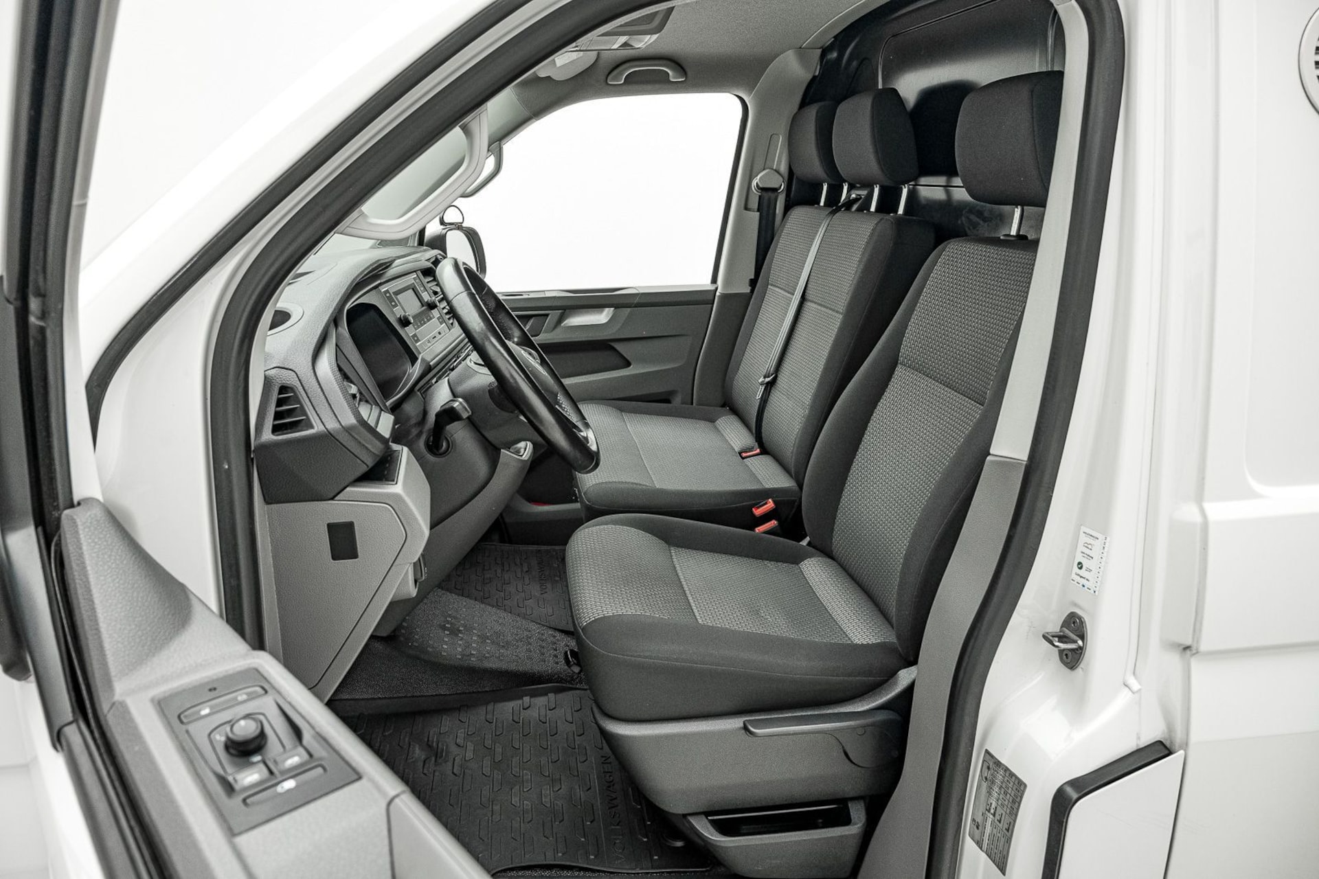 Volkswagen T6.1 Transporter Kasten kurzer Radstand
