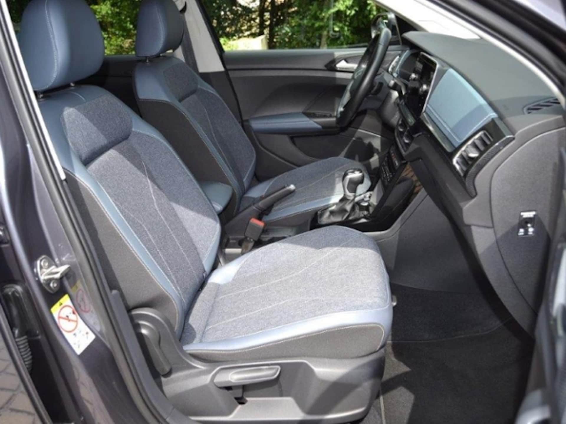 Volkswagen T-Cross Style