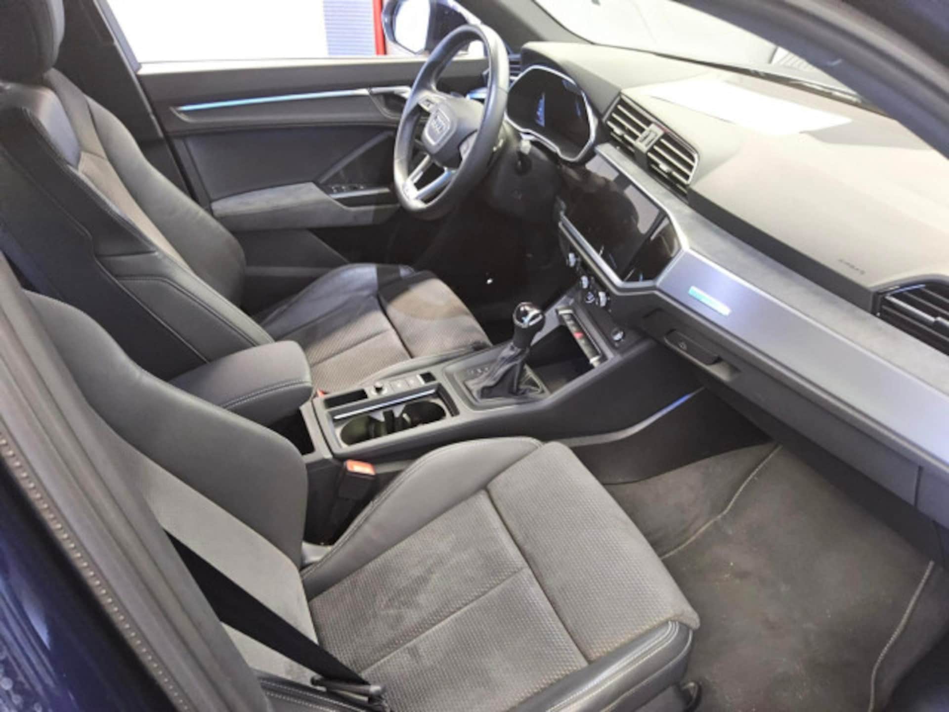 Audi Q3 TFSI e S line