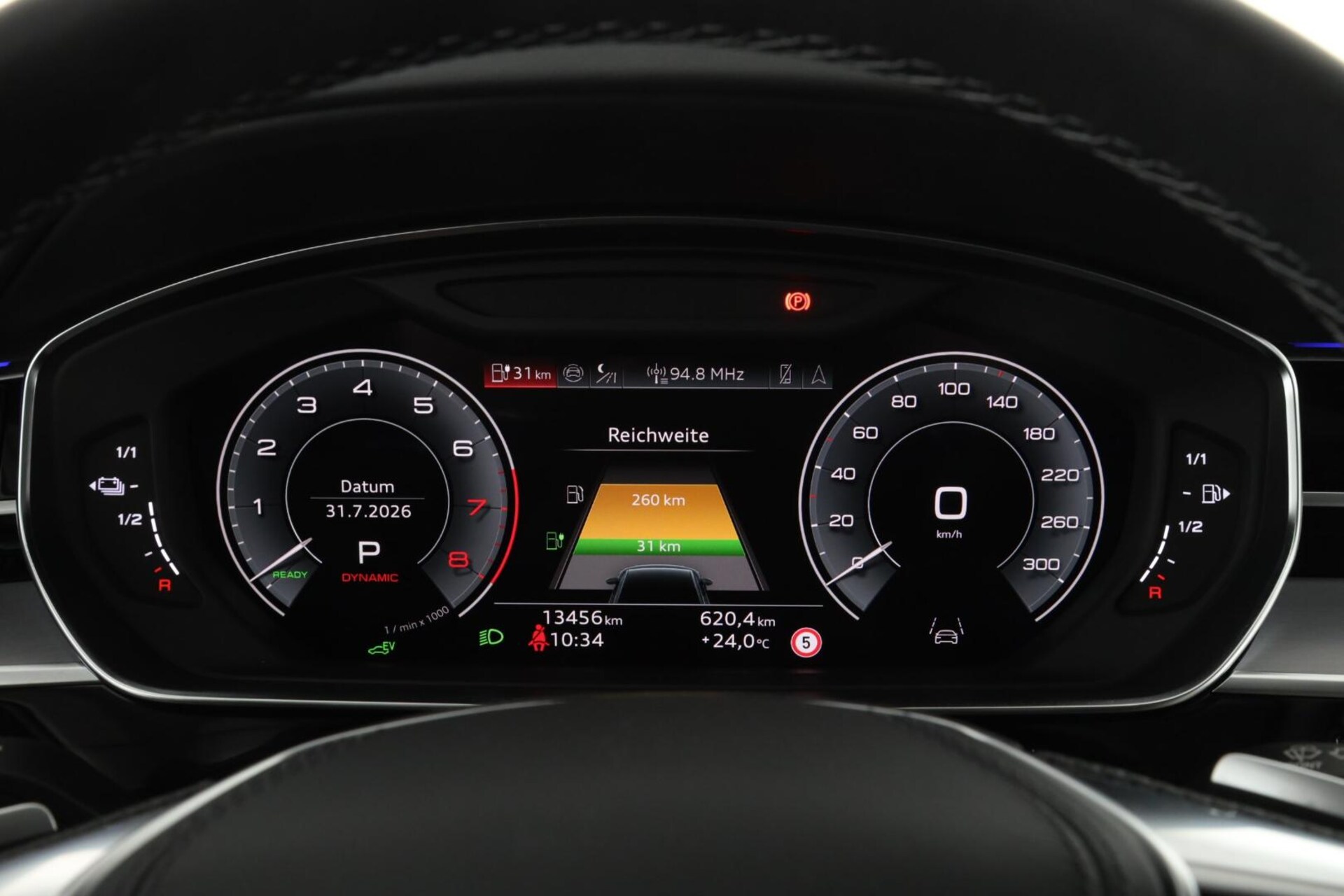 Audi A8 L TFSI e
