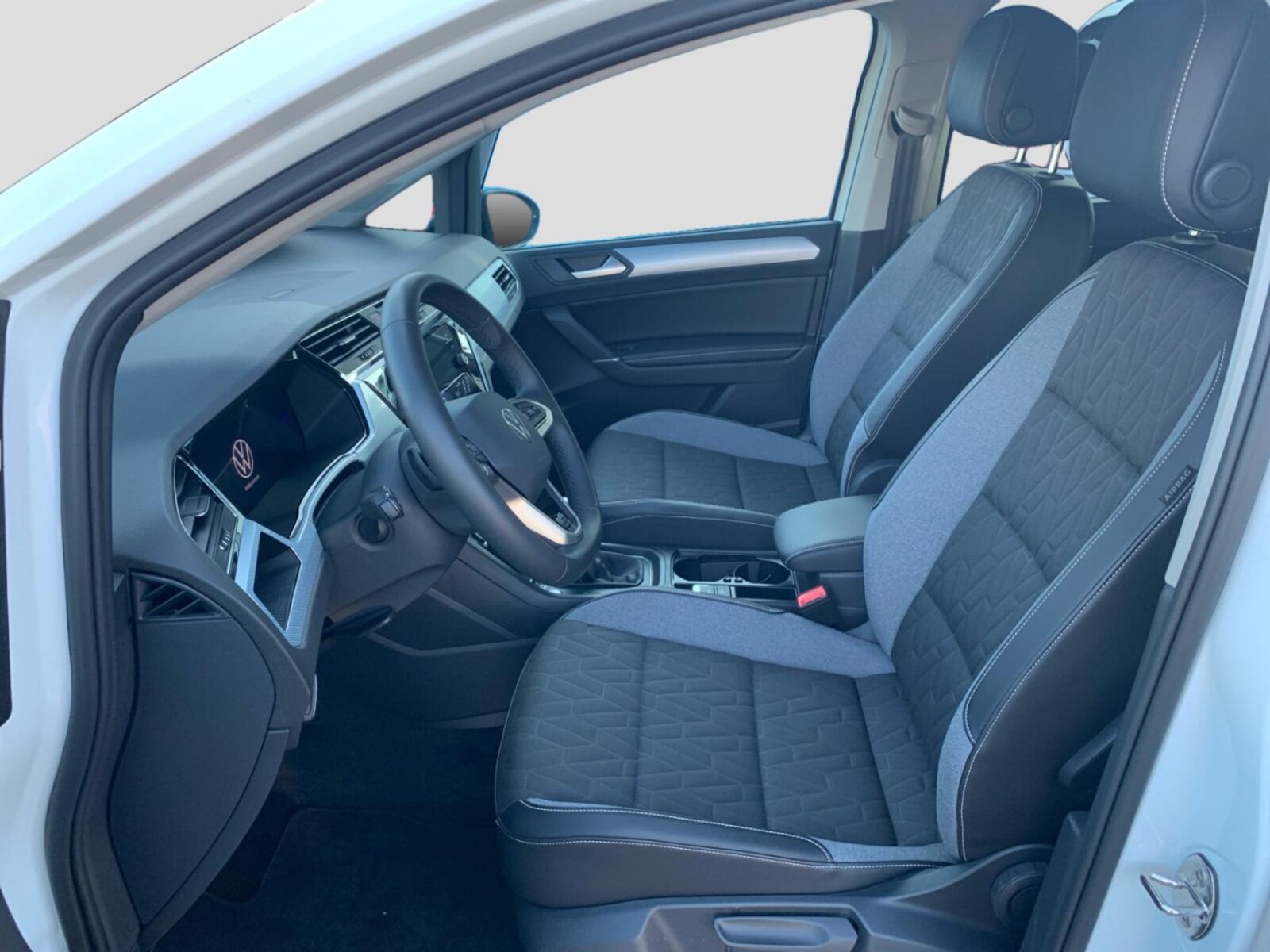 Volkswagen Touran – Bild 10