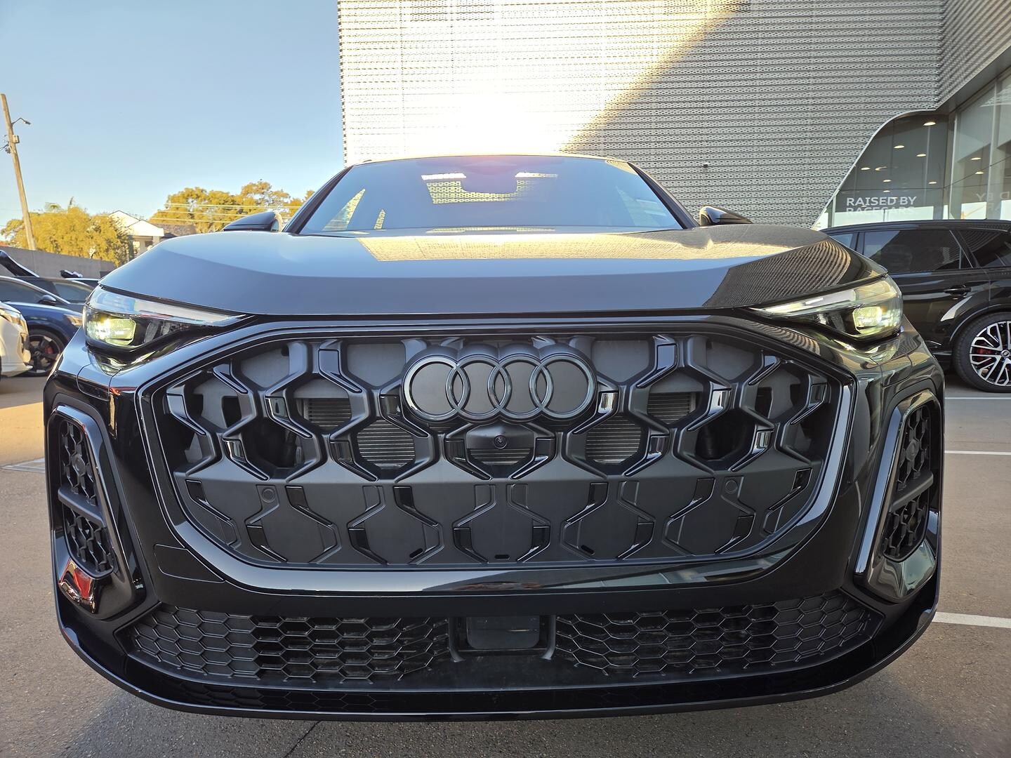 Image about Audi Q5 SUV e-hybrid quattro S tronic