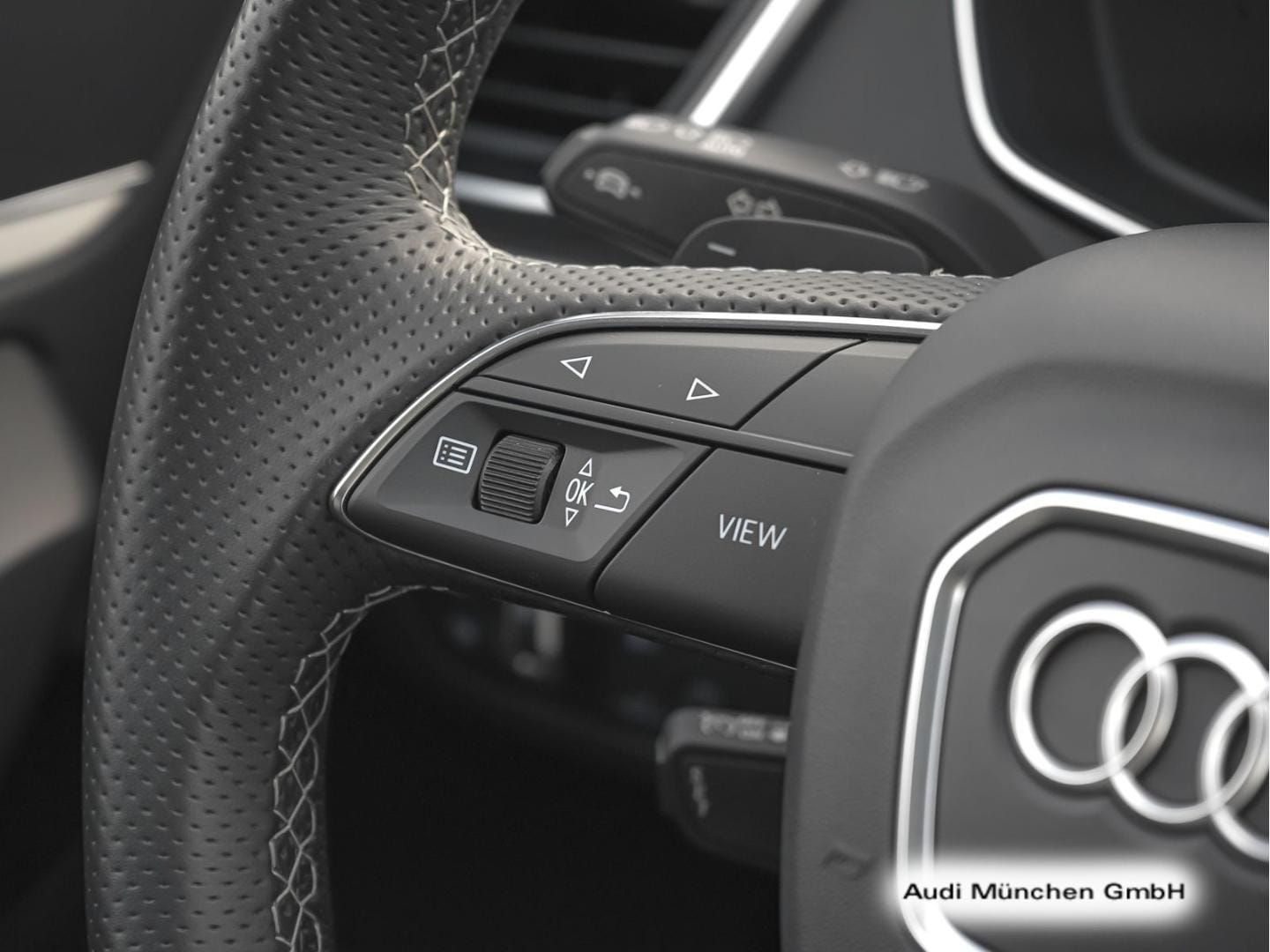 Bild über Audi Q5 40 TDI quattro S tronic - für weitere Informationen kontaktieren Sie den Audi Partner