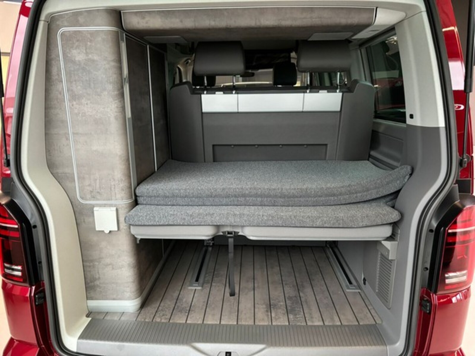 Volkswagen T6.1 California – Bild 10