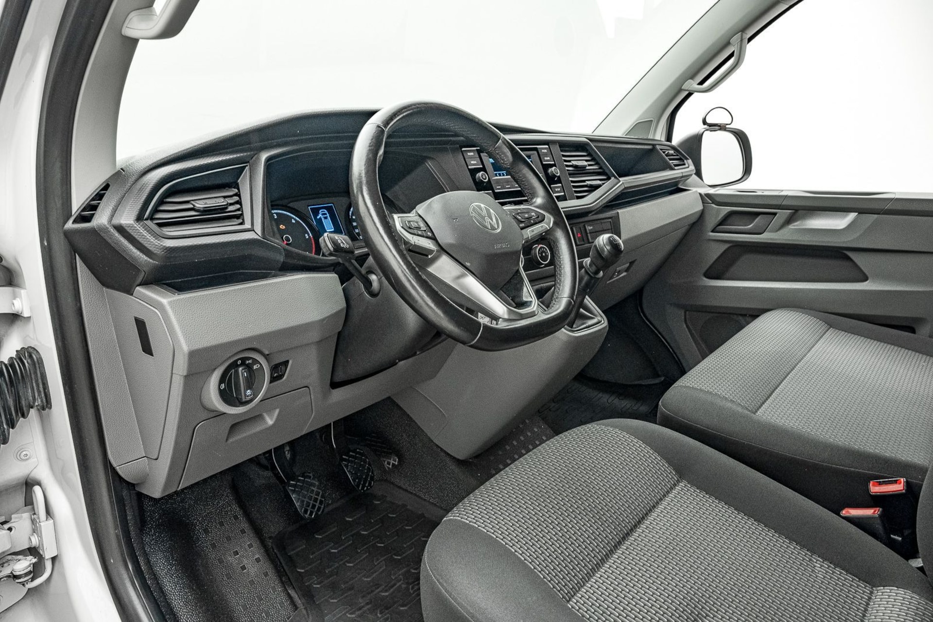 Volkswagen T6.1 Transporter Kasten kurzer Radstand