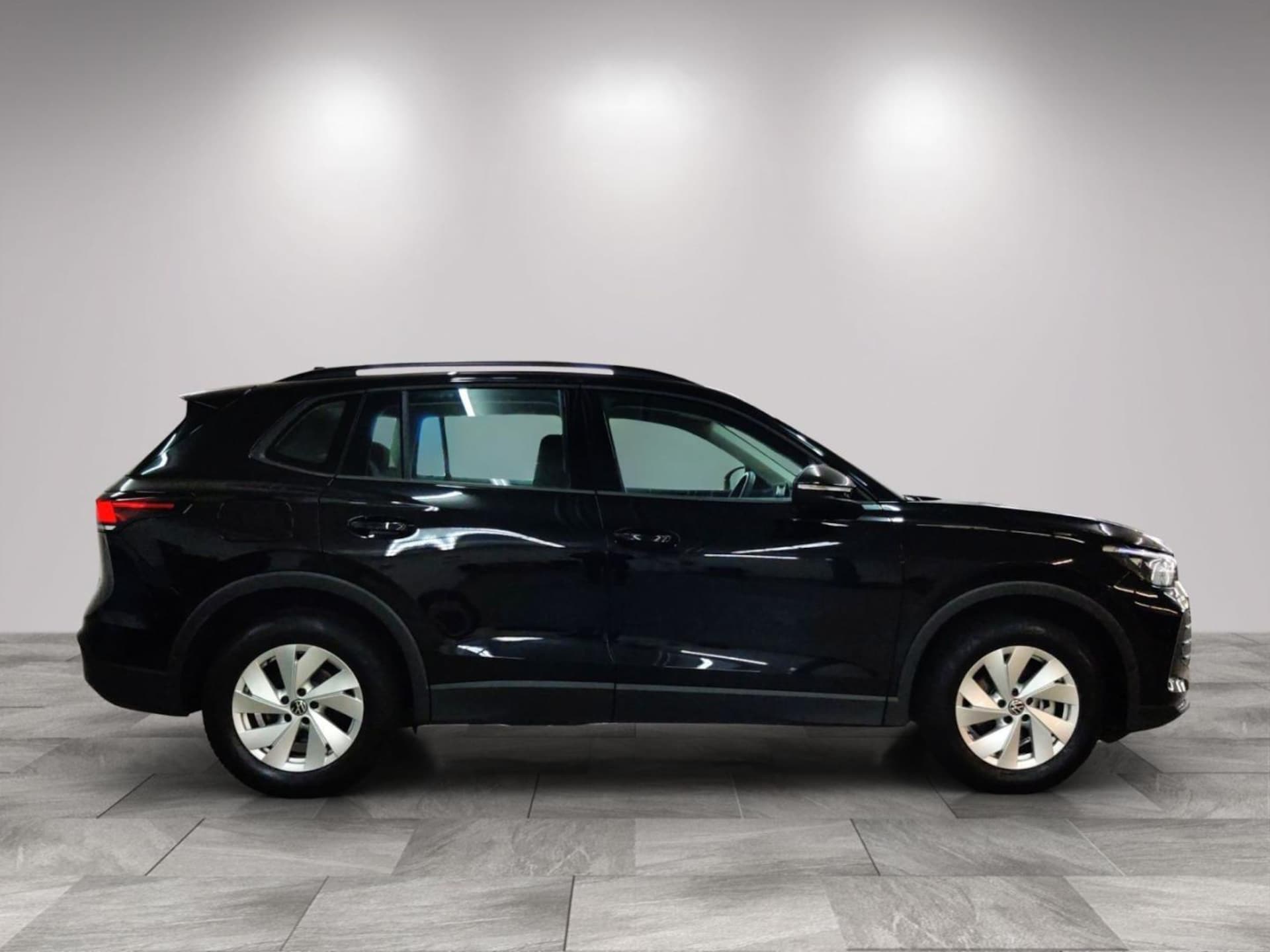 Volkswagen Tiguan Basis-Modell