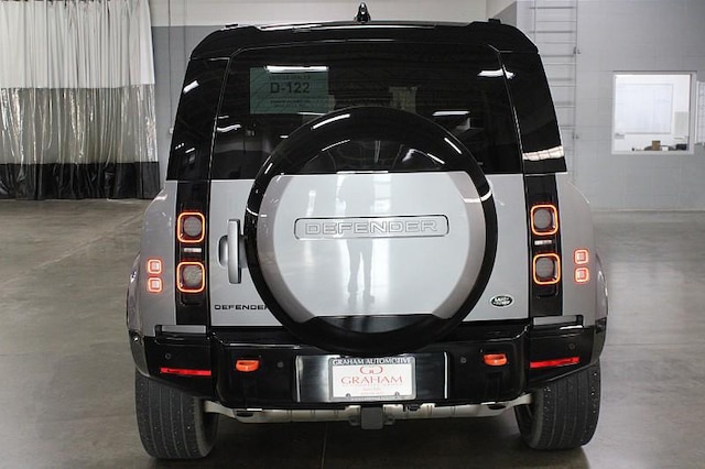 2023 Land Rover Defender