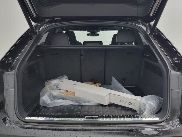 2026 Audi RS Q8 Base - Photo 11