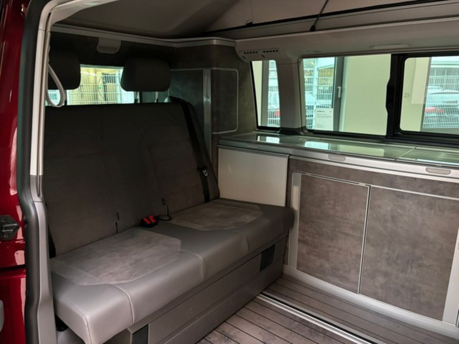 Volkswagen T6.1 California – Bild 12