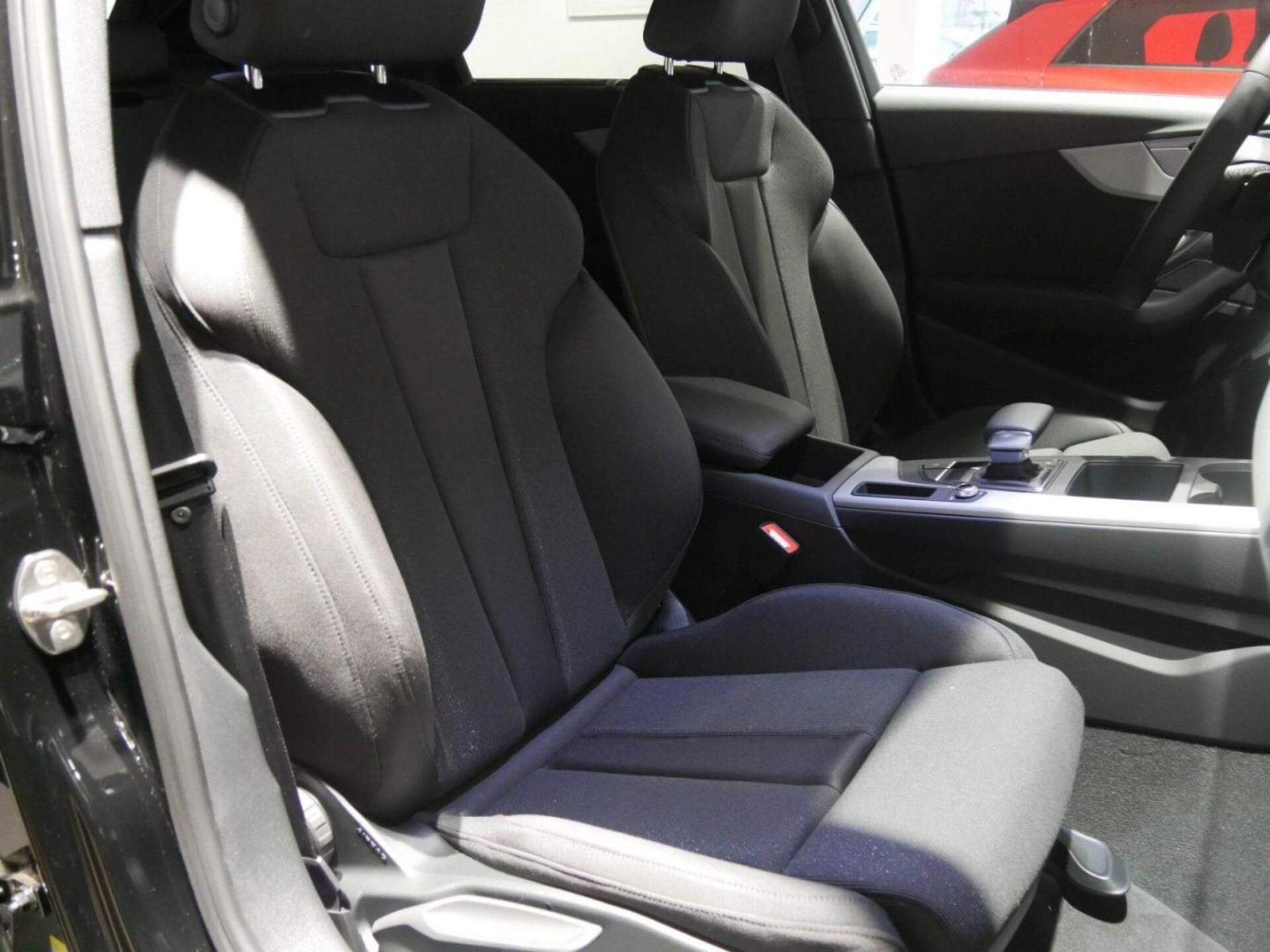 Audi A4 Avant S line