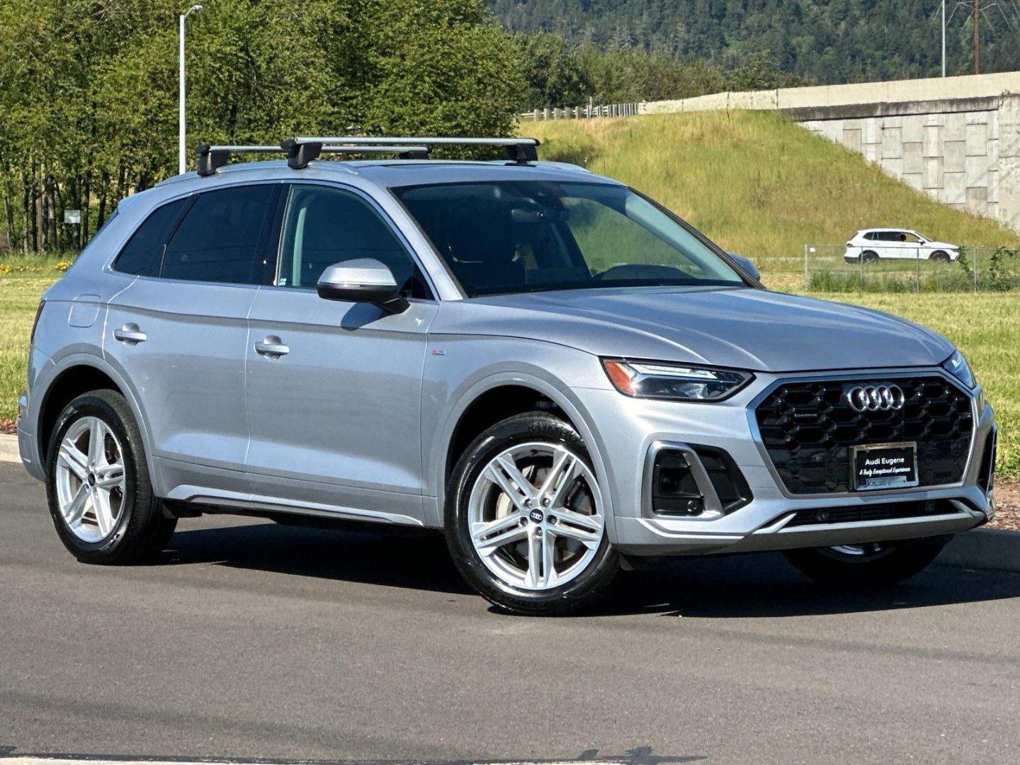 2023 Audi Q5 55 e Premium's photo