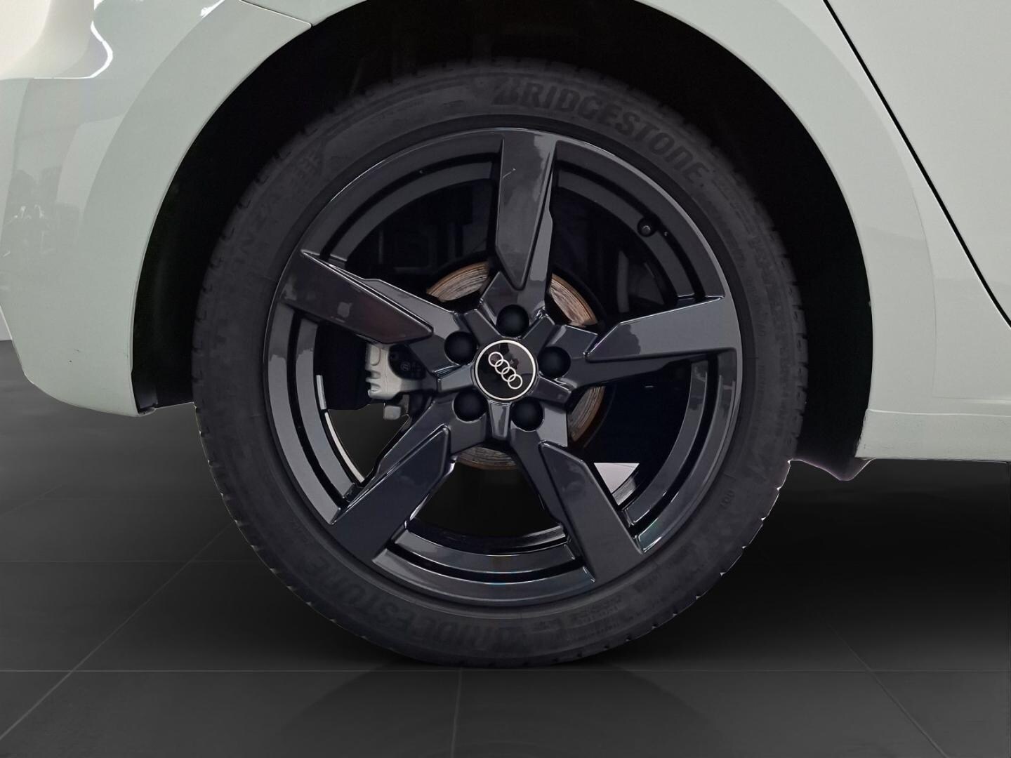 Bild über Audi A1 Sportback advanced 30 TFSI S tronic - für weitere Informationen kontaktieren Sie den Audi Partner