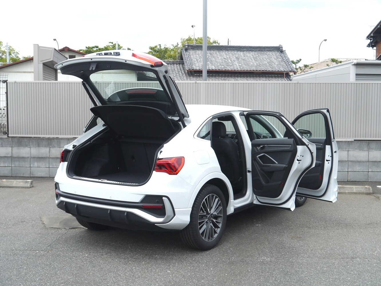 Image about Audi Q3 Sportback 35 TFSI S line 110(150) kW(PS) S tronic