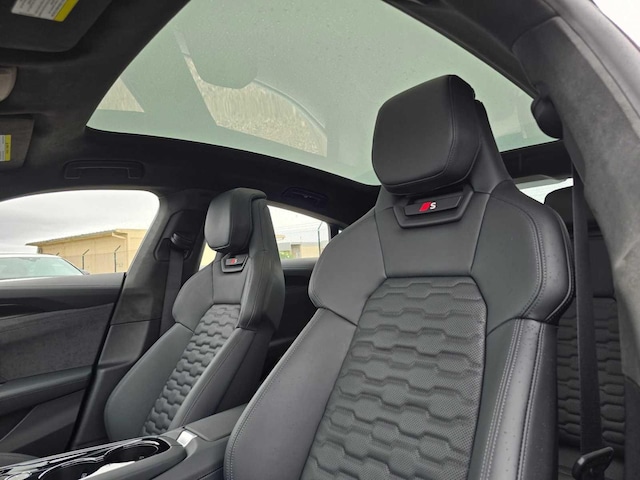 2026 Audi S e-tron GT Prestige - Photo 24