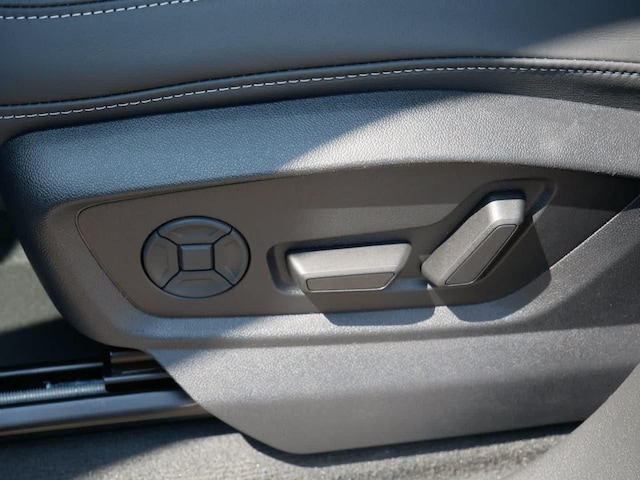 2026 Audi Q8 Premium Plus - Photo 15