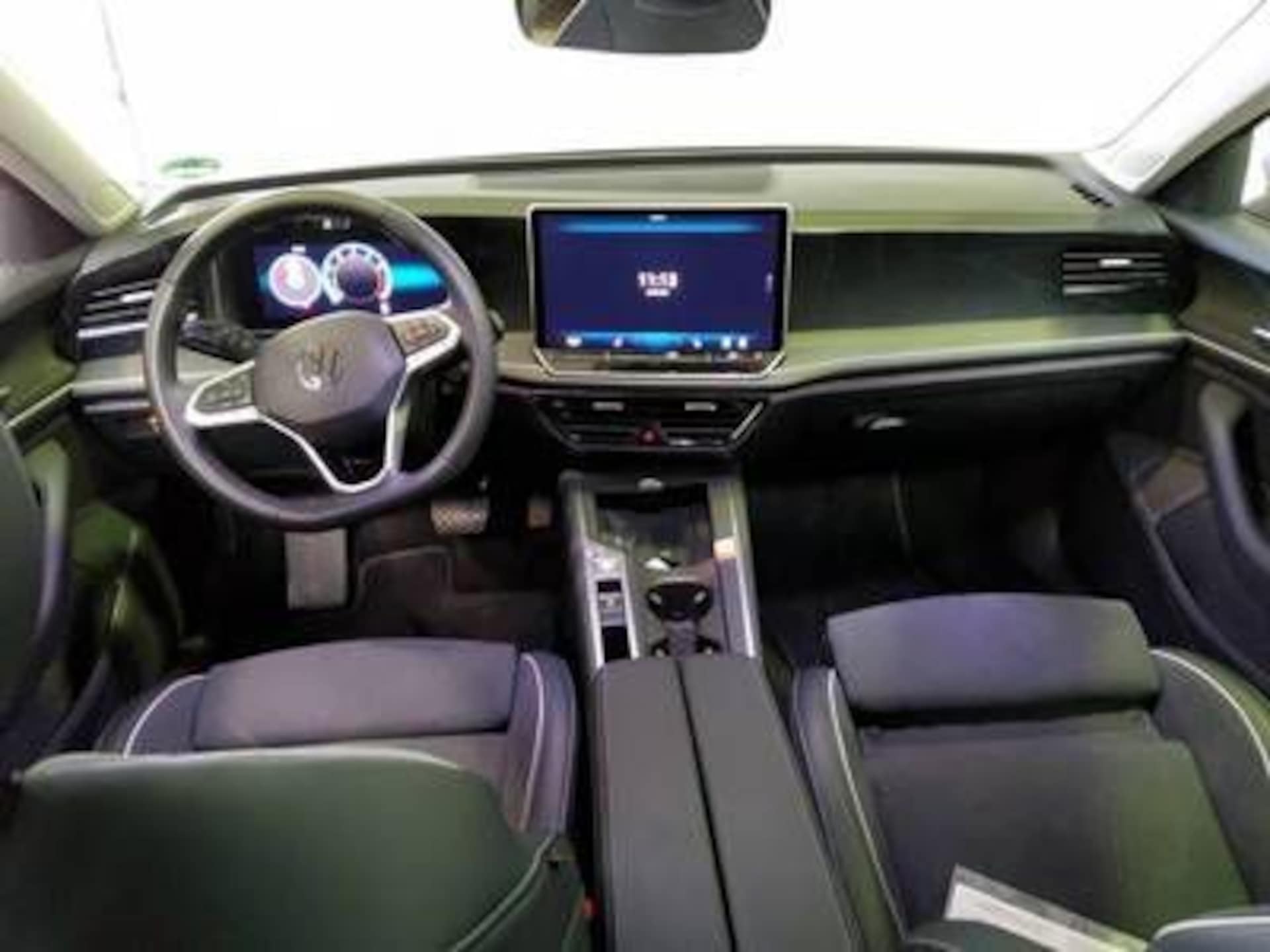 Volkswagen Passat Business