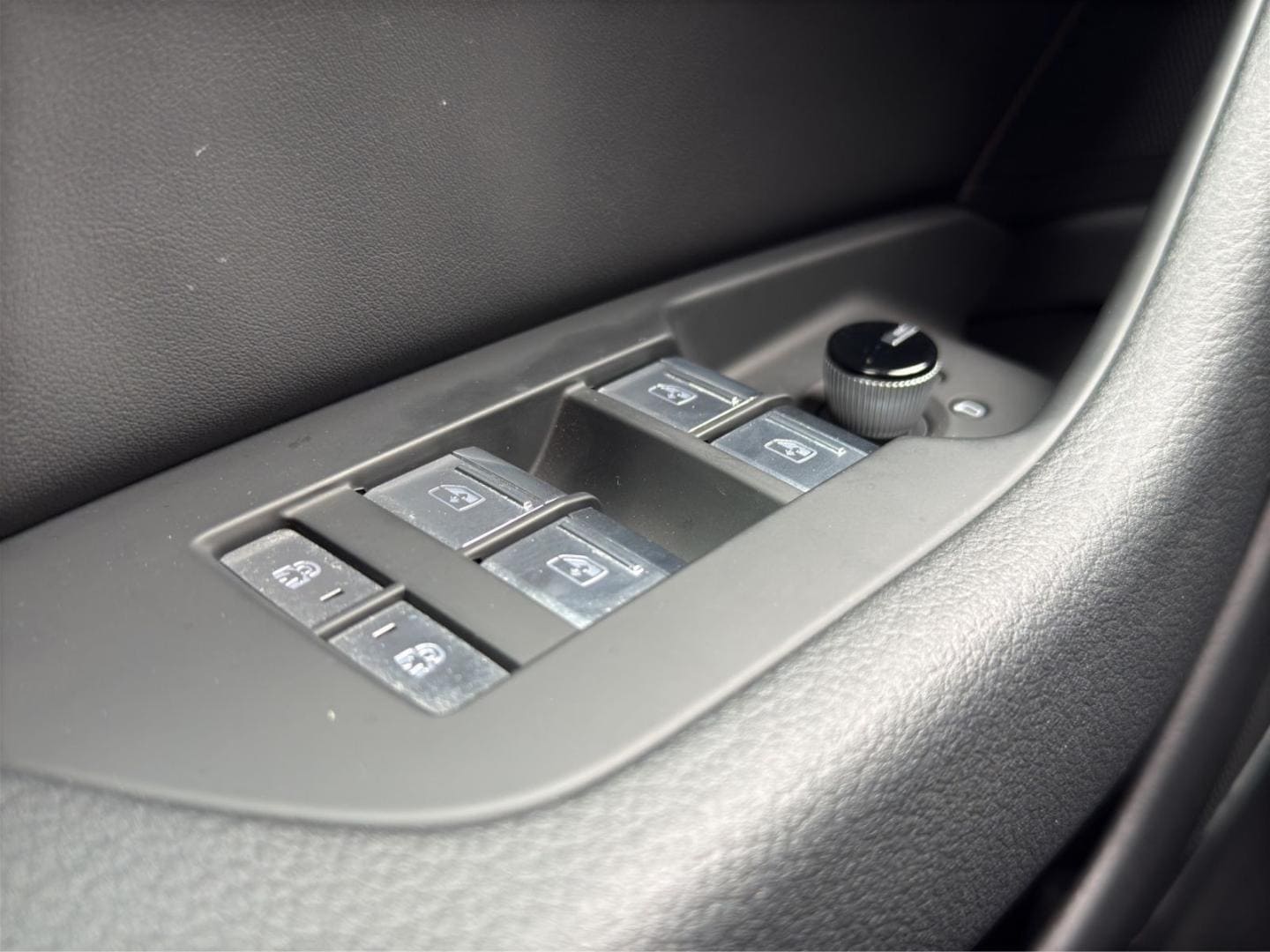 Bild über Audi S6 Avant TDI quattro tiptronic - für weitere Informationen kontaktieren Sie den Audi Partner