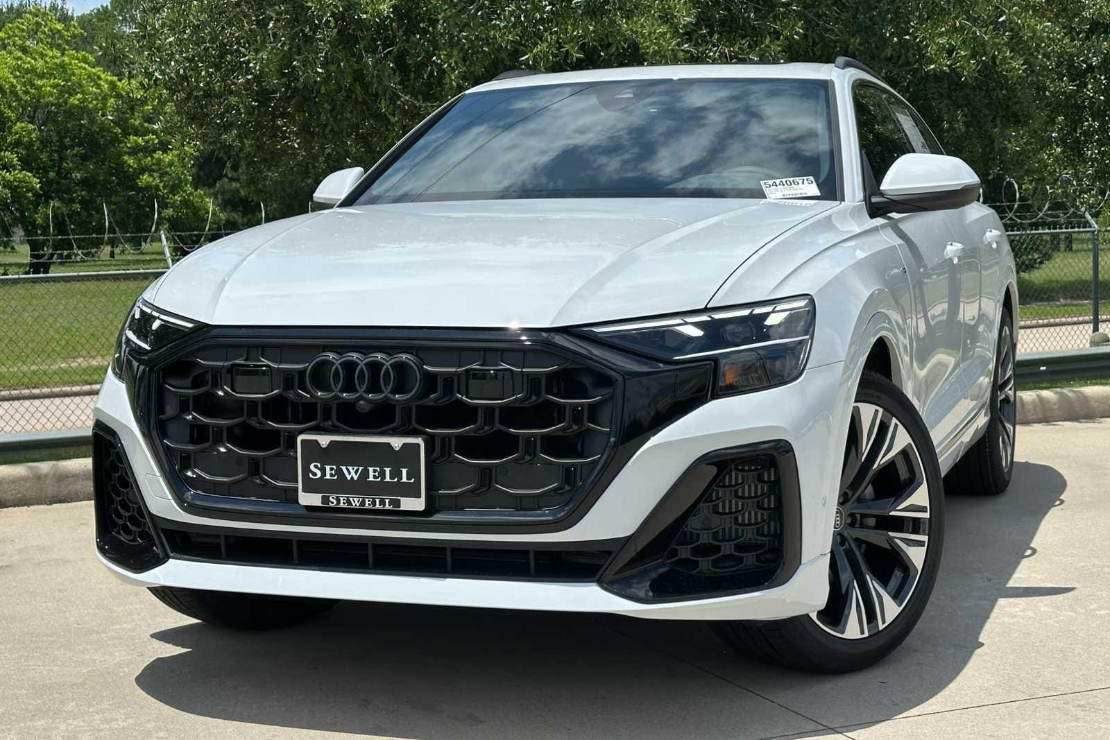 2026 Audi Q8 55 Premium Plus quattro Tiptonic's photo