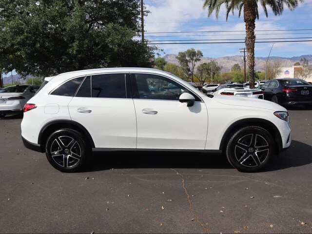 2026 Mercedes-Benz GLC 300