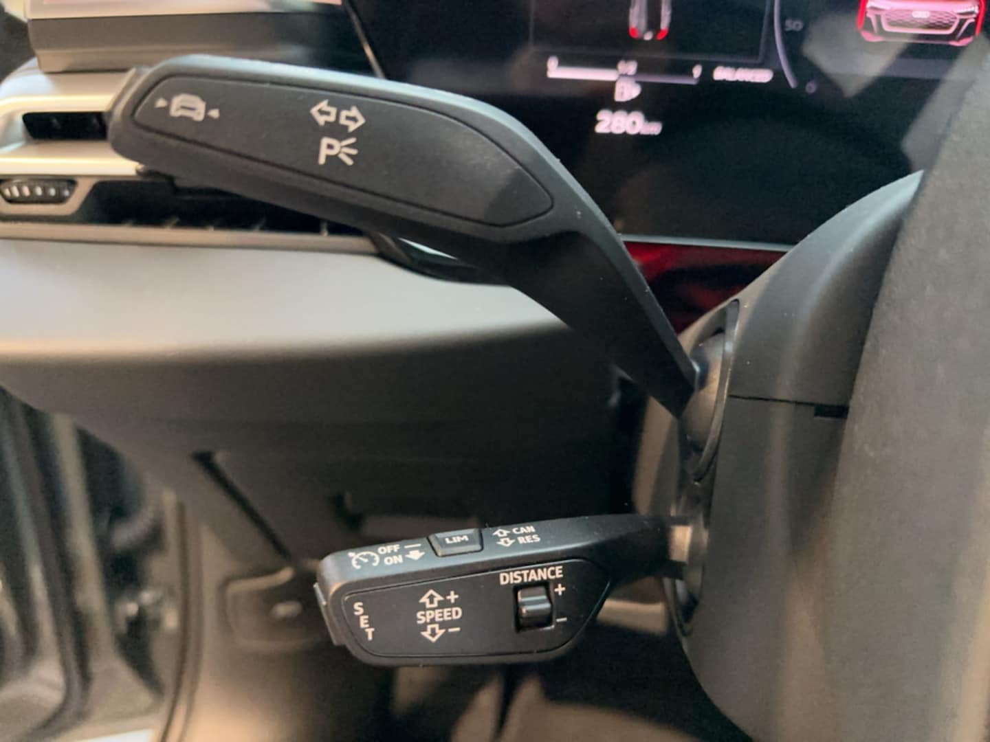Bild über Audi A5 Limousine TFSI 110 kW S tronic - für weitere Informationen kontaktieren Sie den Audi Partner