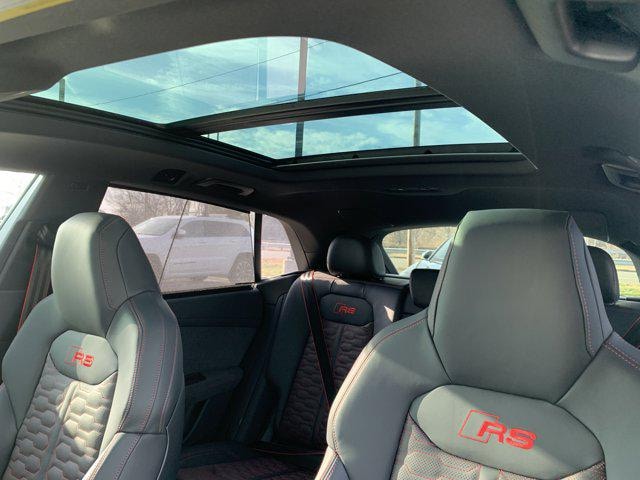 2026 Audi RS Q8 Base - Photo 13