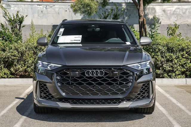 2026 Audi RS Q8 SUV performance