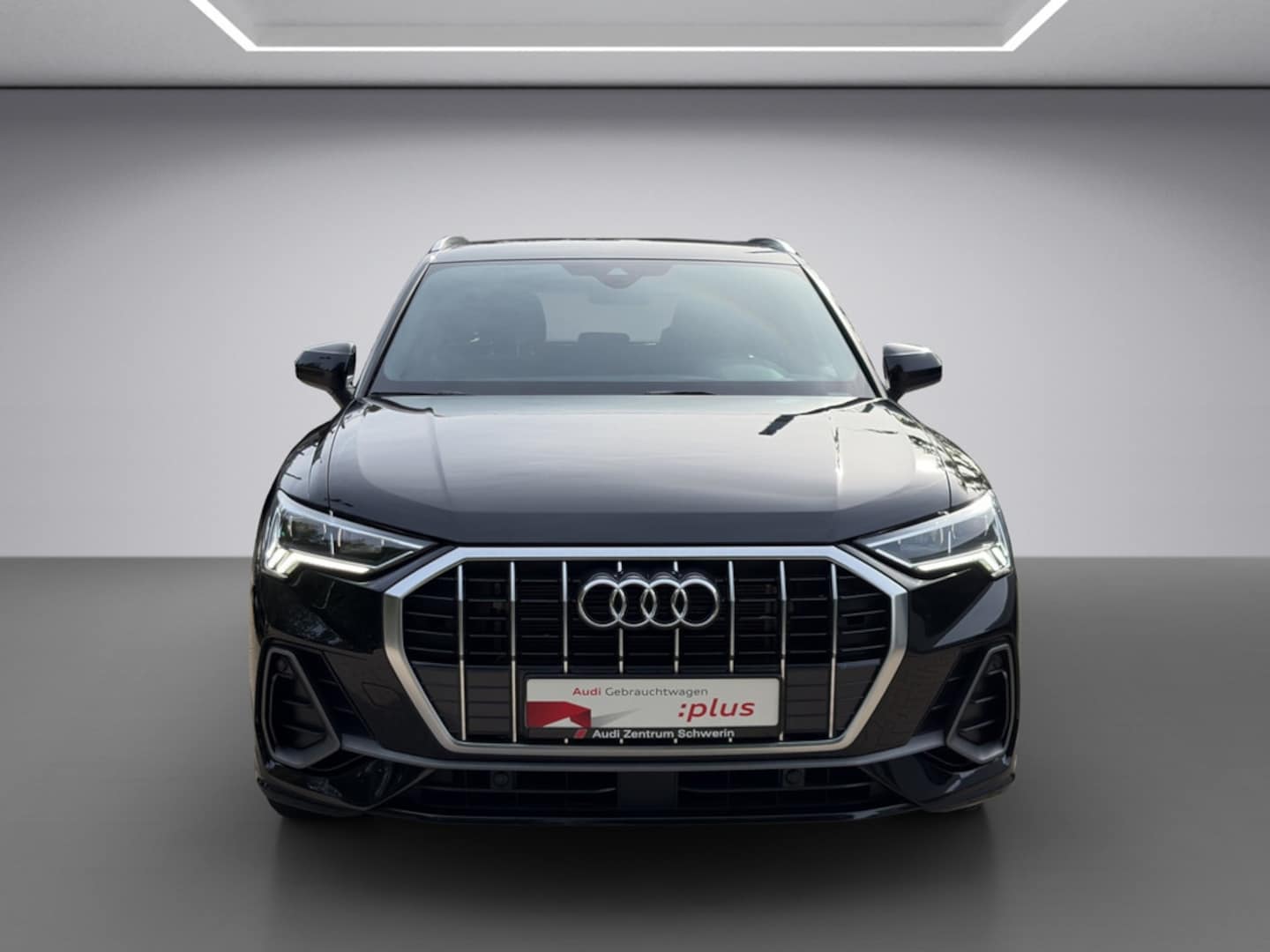 Bild über Audi Q3 S line 35 TFSI S tronic - für weitere Informationen kontaktieren Sie den Audi Partner