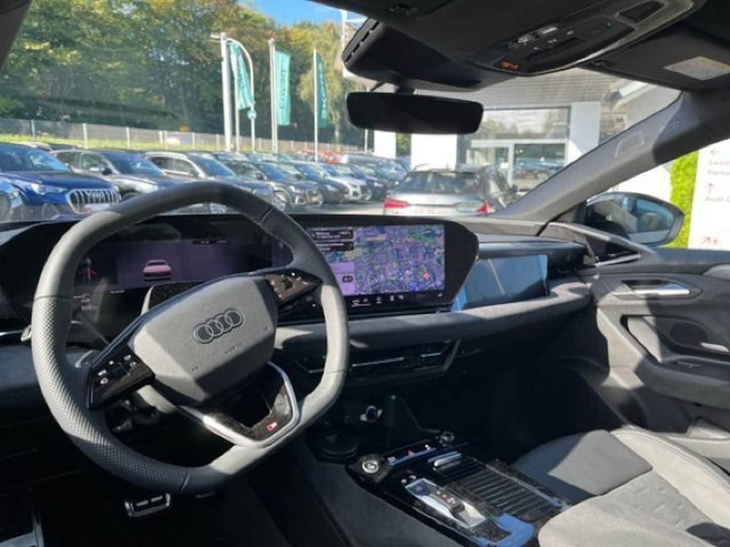 Bild über Audi A6 Avant e-tron S line business e-tron performance 270 kW - für weitere Informationen kontaktieren Sie den Audi Partner