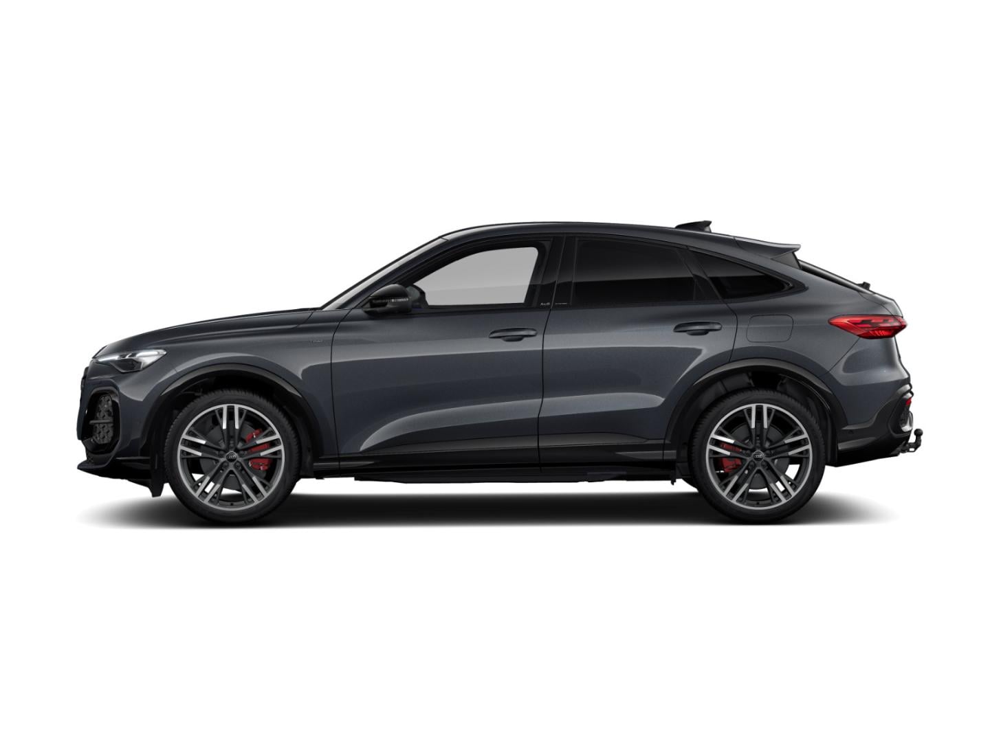 Bild über Audi Q5 Sportback e-hybrid edition one mit Akzenten mythosschwarz e-hybrid quattro 270 kW S tronic - für weitere Informationen kontaktieren Sie den Audi Partner