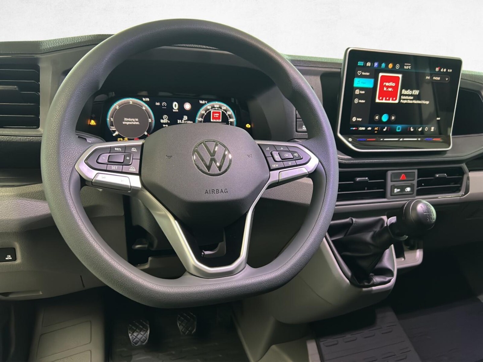 Volkswagen Crafter Kasten mittlerer Radstand – Bild 11