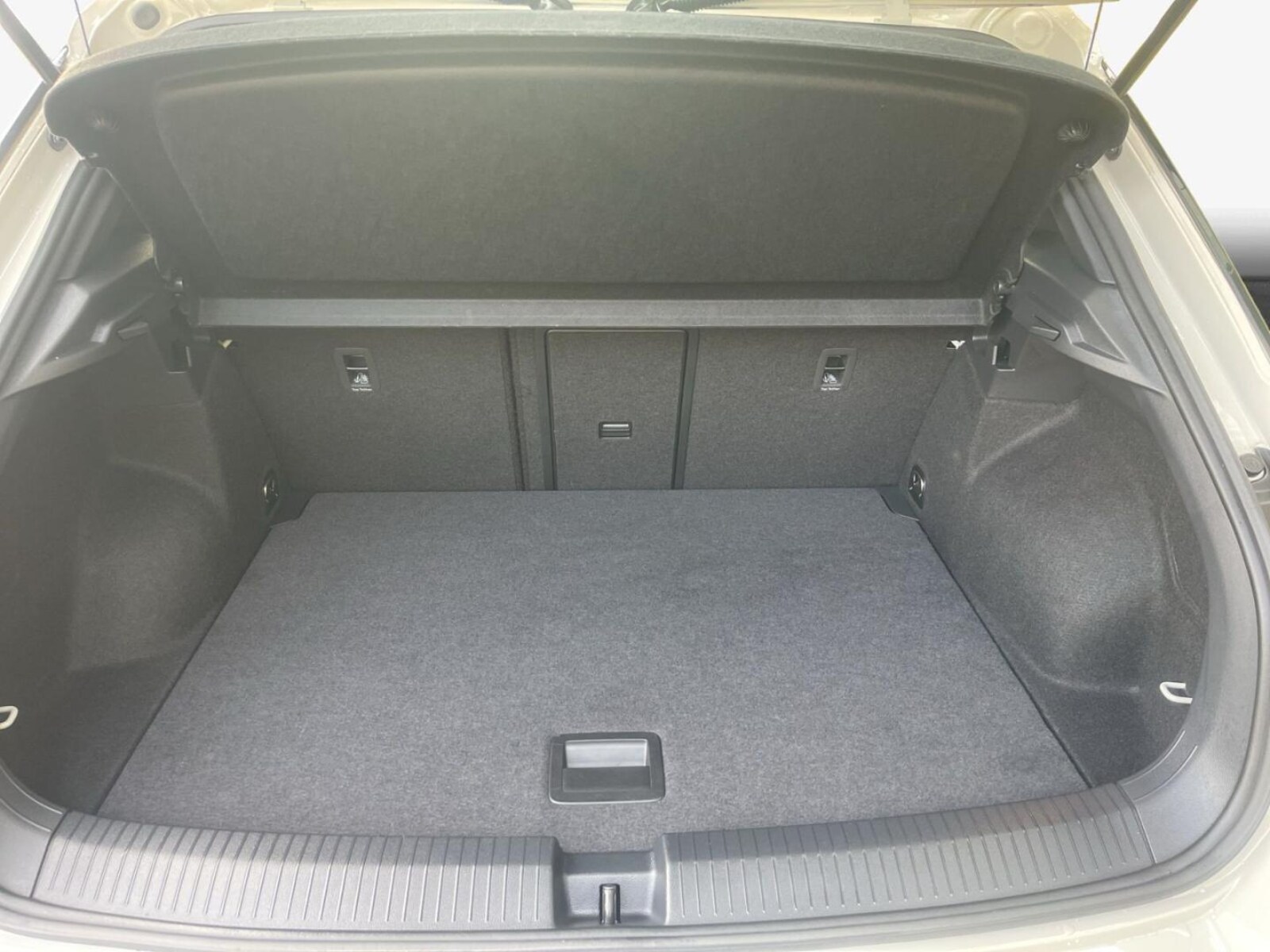 Volkswagen T-Roc – Bild 8