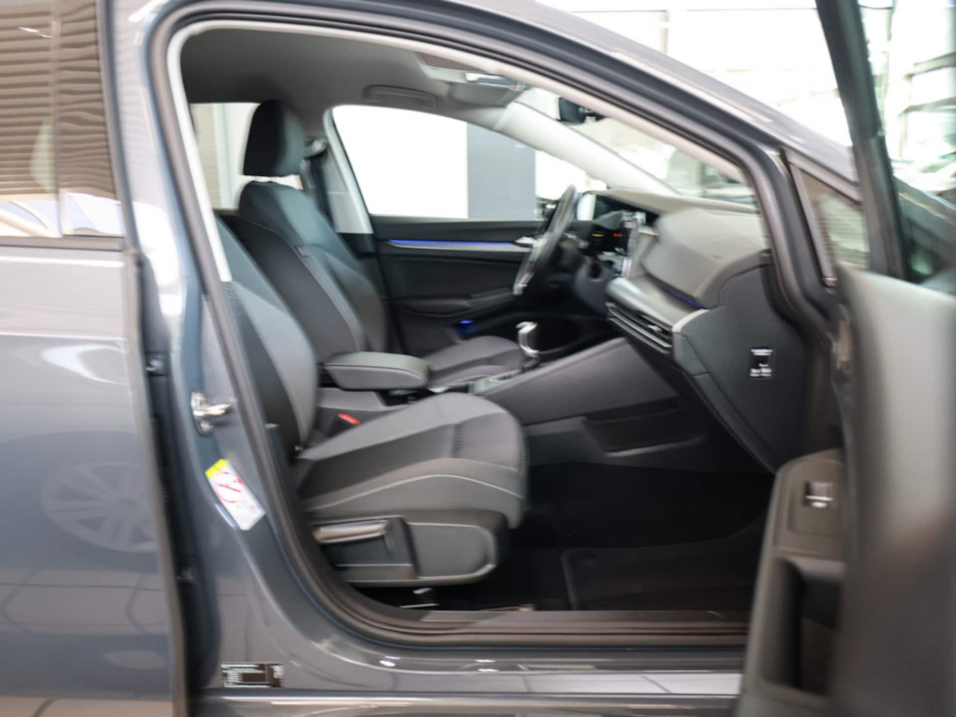 Volkswagen Golf Active