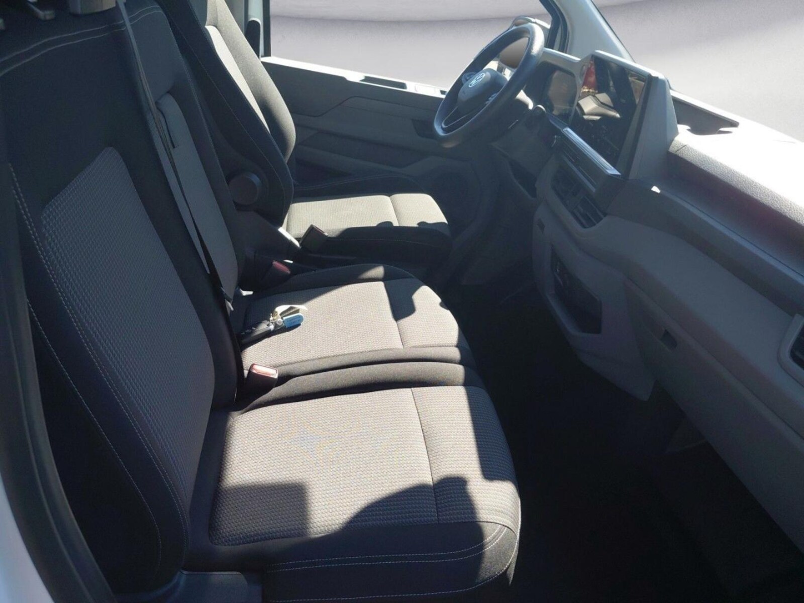 Volkswagen Transporter Kasten langer Radstand – Bild 13