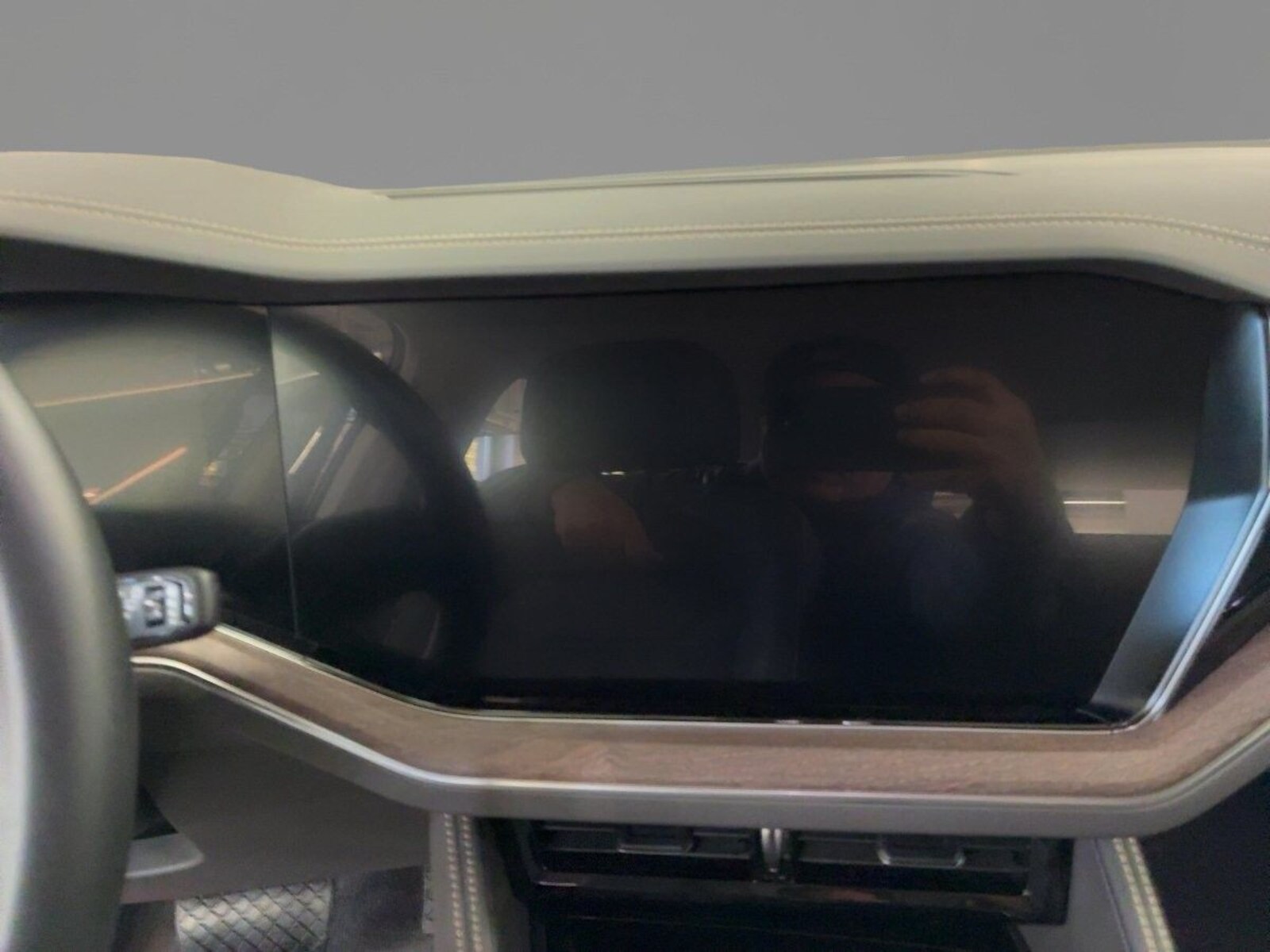 Volkswagen Touareg – Bild 10