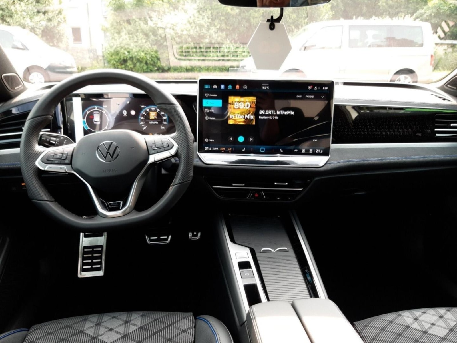 Volkswagen Passat – Bild 11