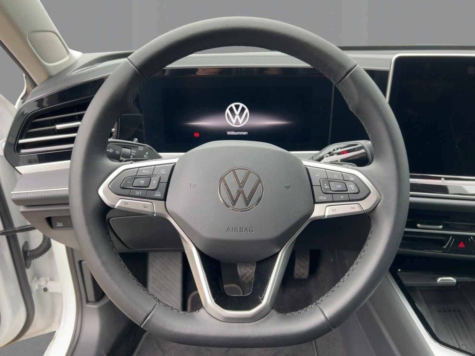 Volkswagen Passat – Bild 10