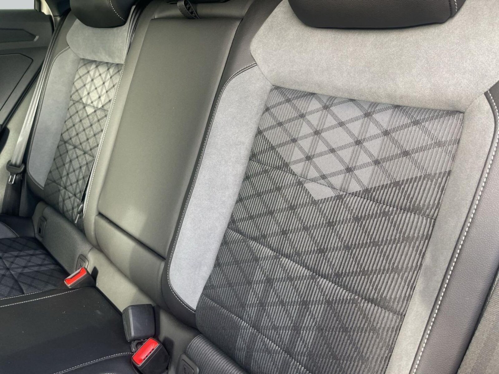 Volkswagen T-Roc – Bild 11