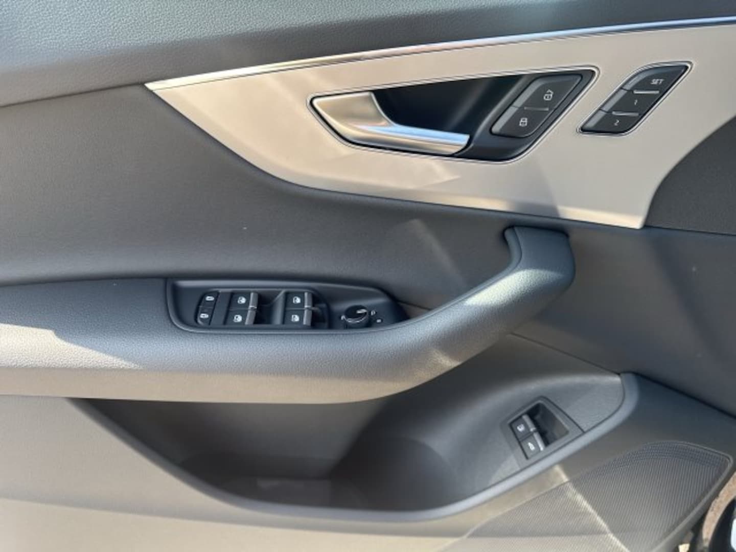 Bild über Audi Q7 SUV TFSI e TFSI e quattro 290 kW tiptronic - für weitere Informationen kontaktieren Sie den Audi Partner