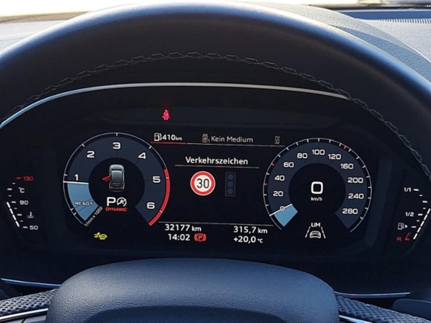 Bild über Audi Q3 Sportback S line 40 TDI quattro S tronic - für weitere Informationen kontaktieren Sie den Audi Partner