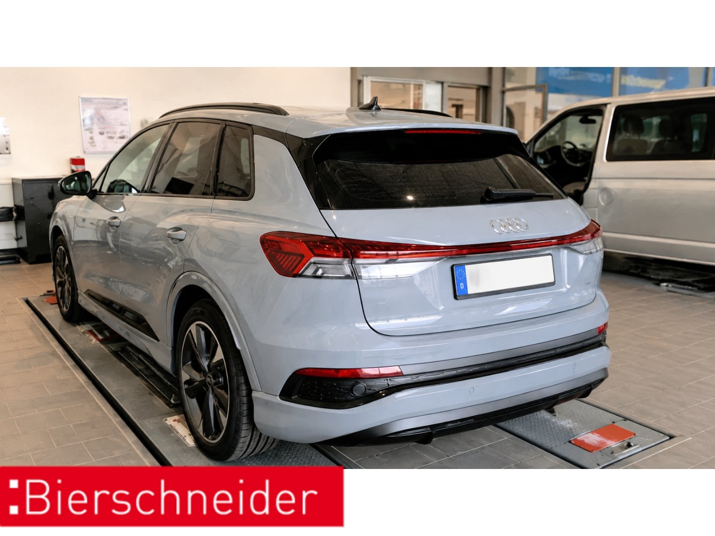 Bild über Audi Q4 e-tron 45 e-tron quattro - für weitere Informationen kontaktieren Sie den Audi Partner