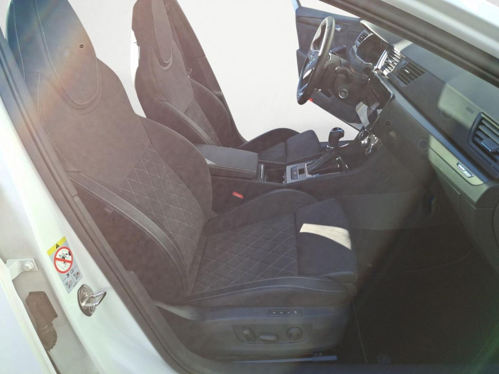 Škoda Superb Combi – Bild 13