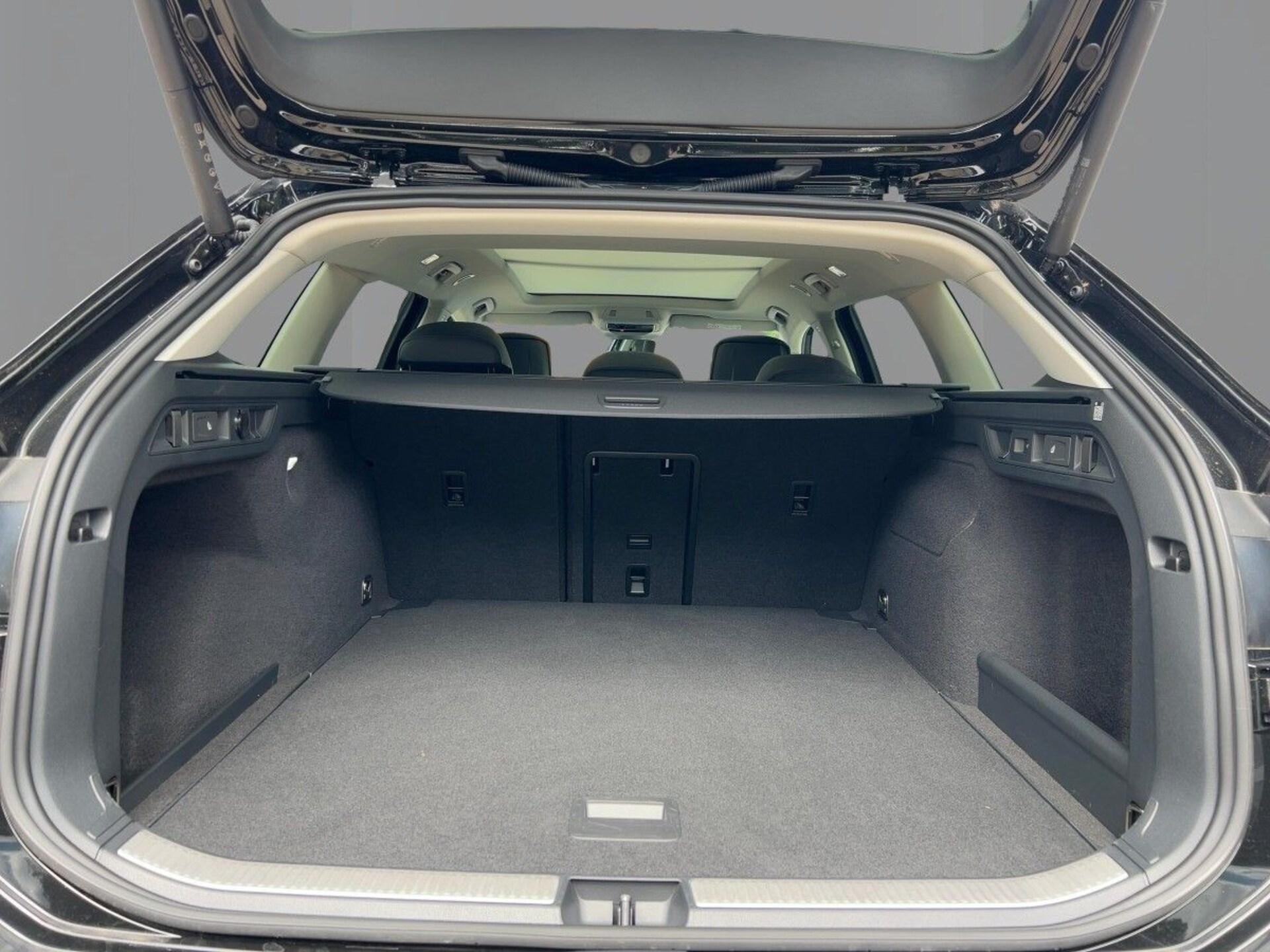 Volkswagen Passat Elegance