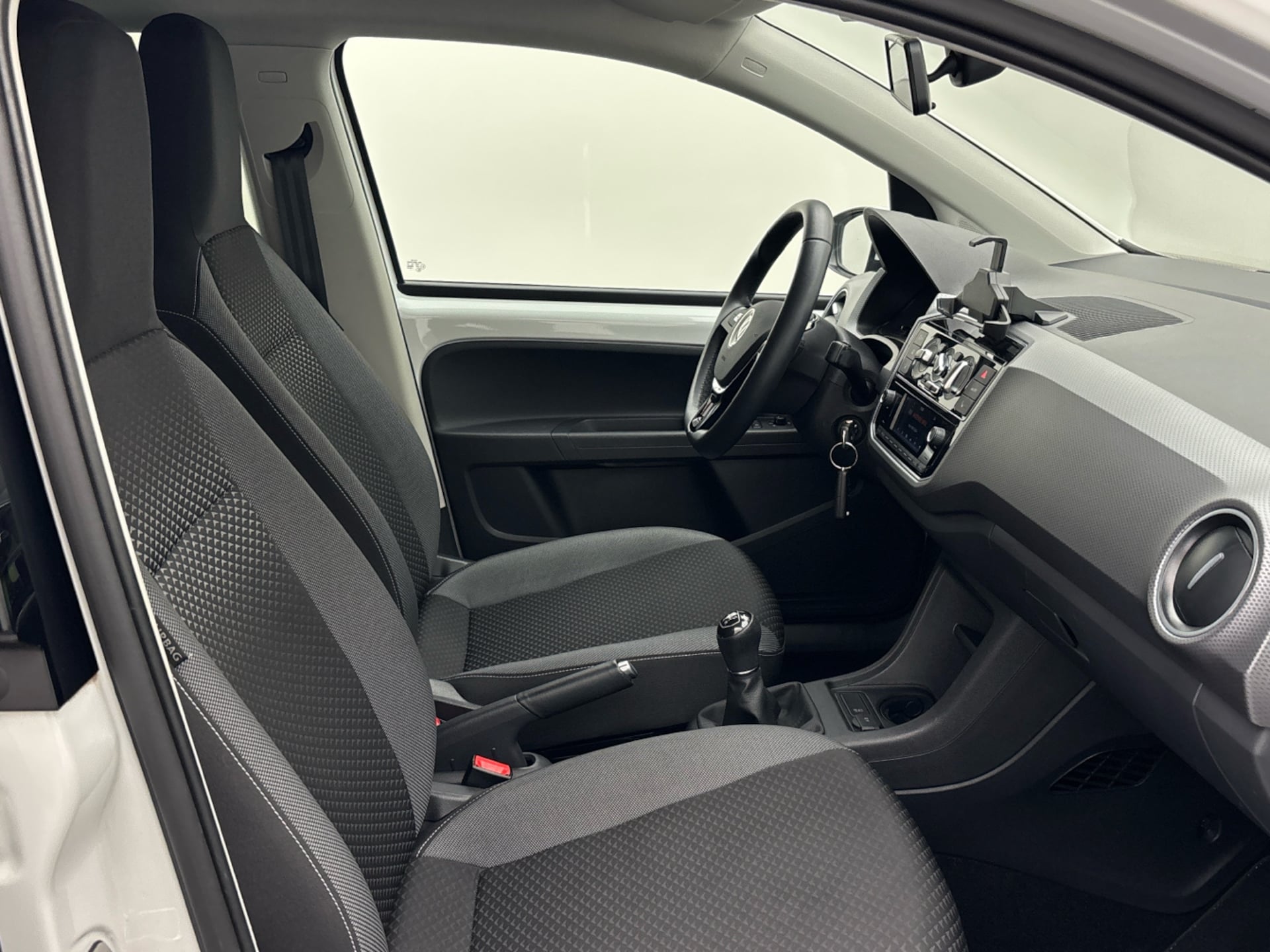 Volkswagen up! ACTIVE